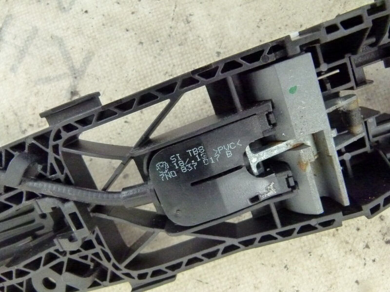 VW SHARAN MK2 2010-15 FRONT LEFT DOOR LOCK MECHANISM GENUINE 7N0837017