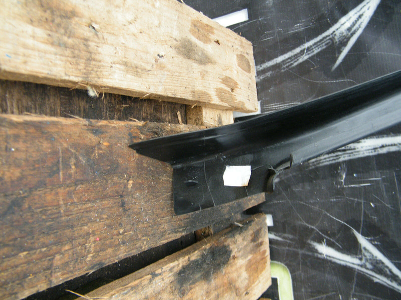 BMW 3 E90 E91 05-11 COVER PANEL WINDOW FRAME TOP TRIM Front Door Right Side O/S