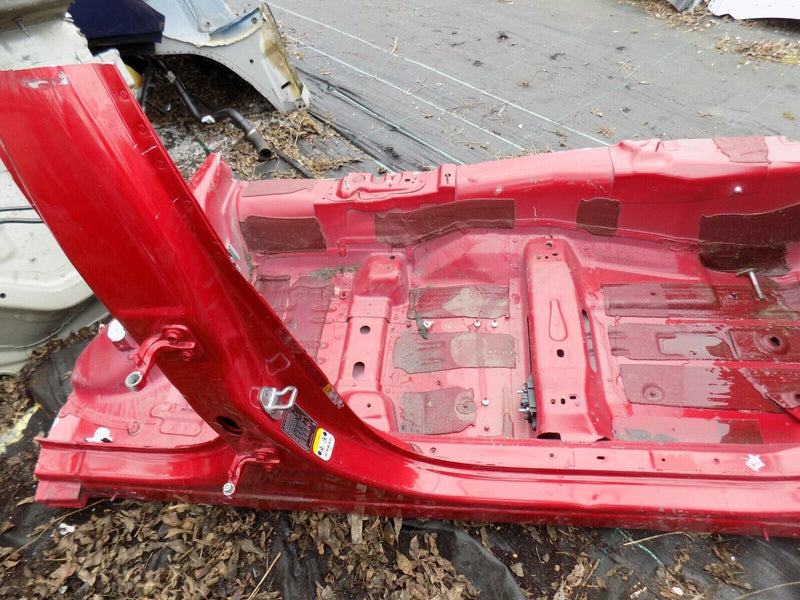 JAGUAR XJ 351 RIGHT SIDE BODY CUT PART QUARTER PANEL PILLAR B