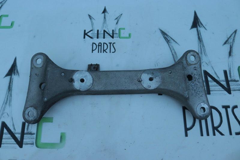 BMW 1 3 SERIES E90 E91 E92 E93 X1 E84 AUTO GEARBOX SUPPORT CARRIER 6778059 *3