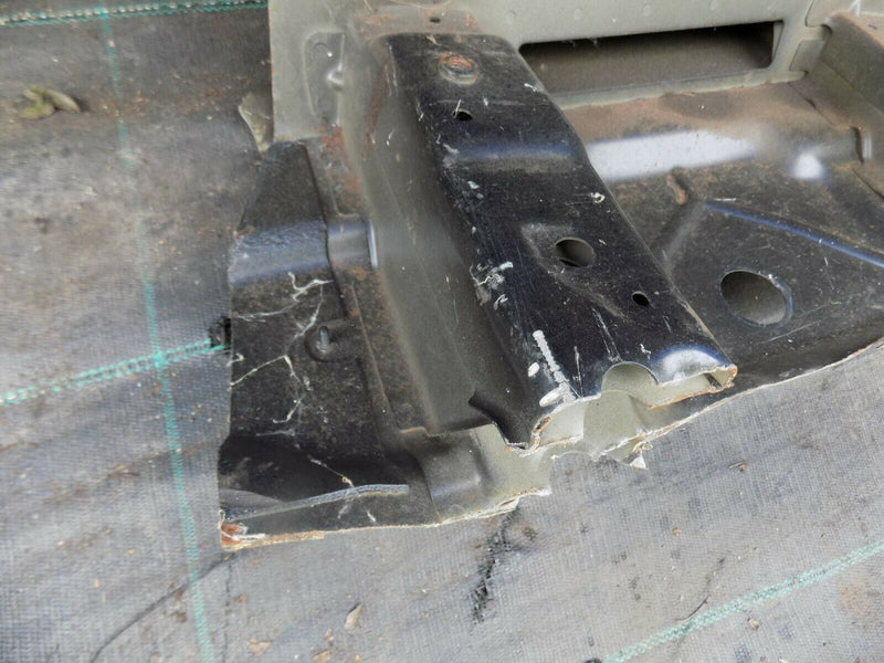 BMW F11 5 SERIES 2010-17 RIGHT SIDE OUTER BODY PANEL- B PILLAR FRAME