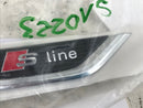 NEW AUDI A5 F5 S-LINE 2017-ON FRONT WING RIGHT EMBLEM GENUINE 8W6853602