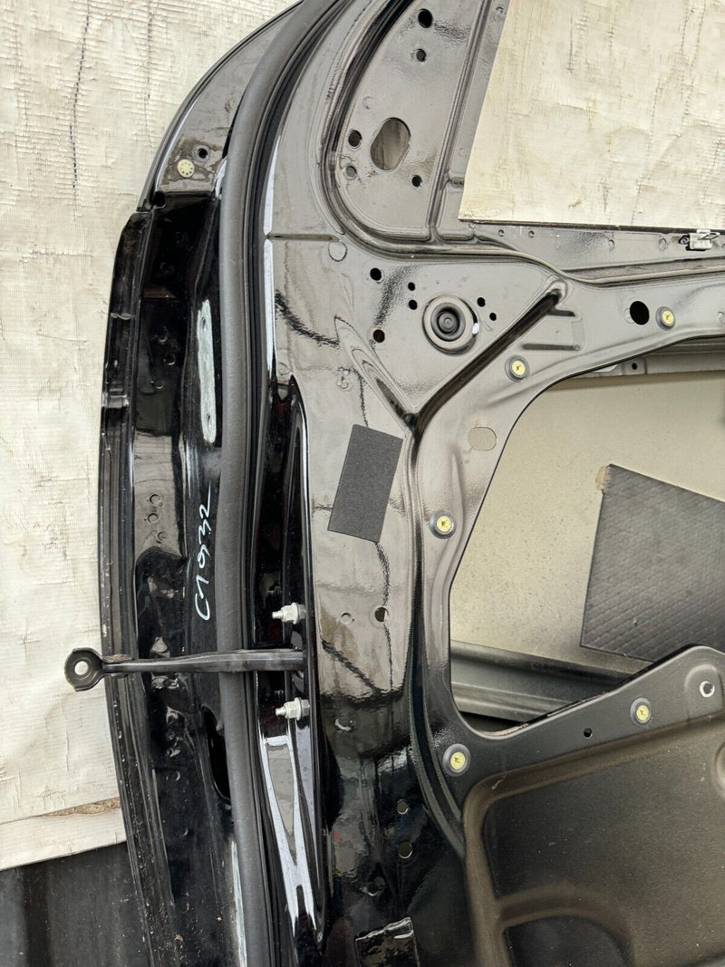 LAND ROVER DISCOVERY SPORT L550 2015- GENUINE FRONT DOOR PANEL RIGHT SIDE