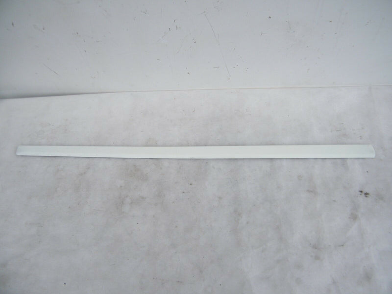 AUDI A4 B7 B6 2002-08 SALOON RIGHT FRONT DOOR MOLDING TRIM STRIP 8E0853954 /122