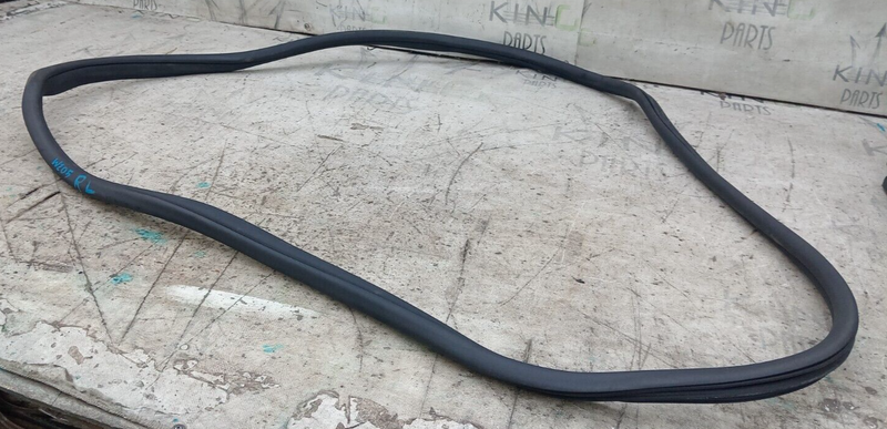 MERCEDES C CLASS W205 2016-21 FRONT DOOR LEFT SIDE RUBBER SEAL A2056970051 #