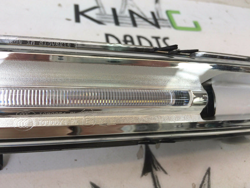 JAGUAR F-PACE X761 FOG LIGHT LED DAYTIME RUNNING LIGHT RIGHT SIDE 1058.002R