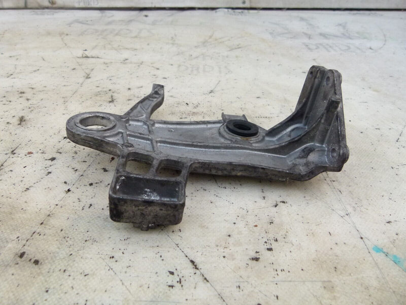 MERCEDES C W204 2007-2011 AIR FILTER MOUNTING BRACKET GENUINE A6510900041