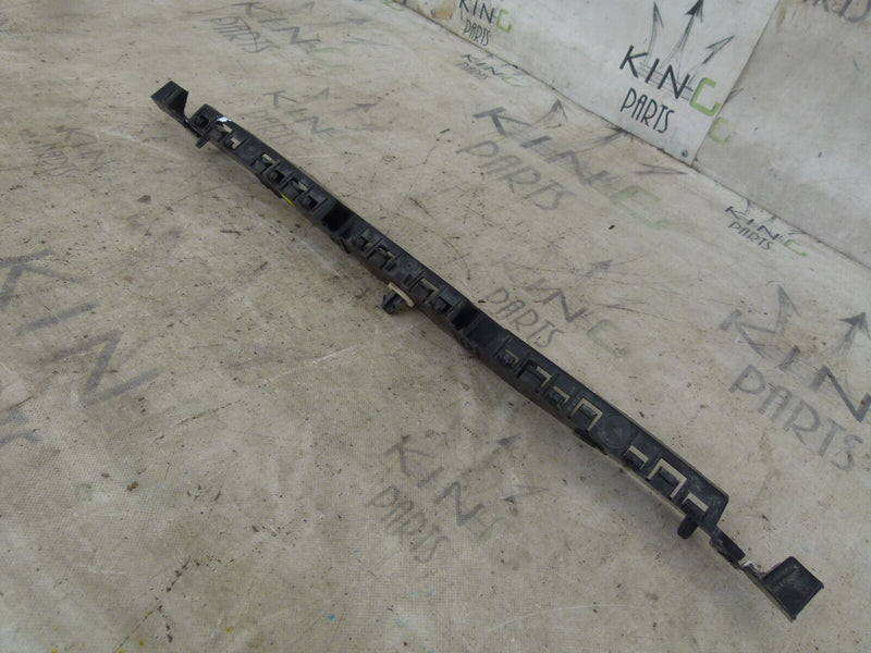 RENAULT CAPTUR MK2 2019-ON REAR BUMPER CENTRE BRACKET GENUINE 850423868
