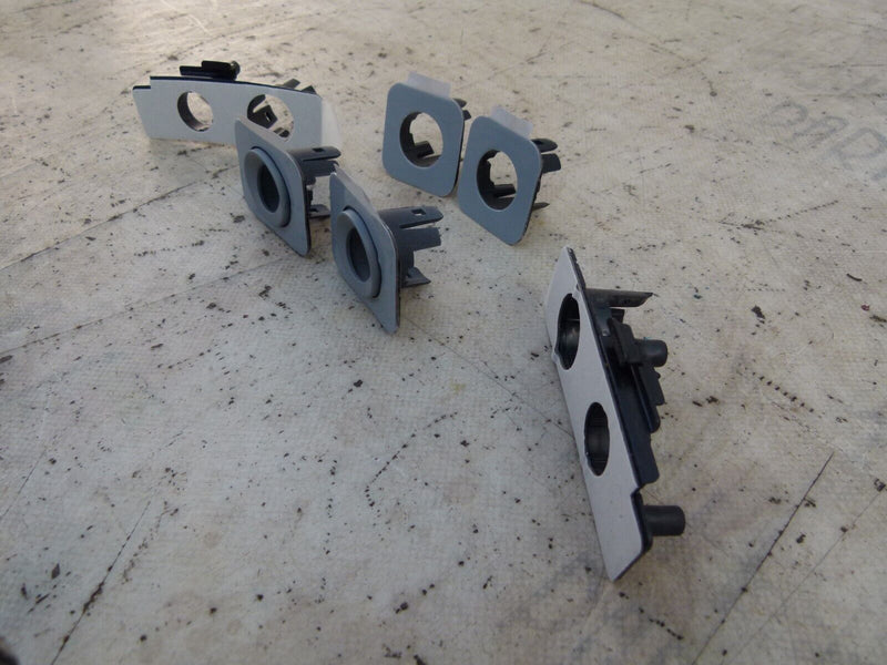 BMW 3 F30 2011-15 FRONT BUMPER PDC BRACKET HOLDERS GENUINE 8067882