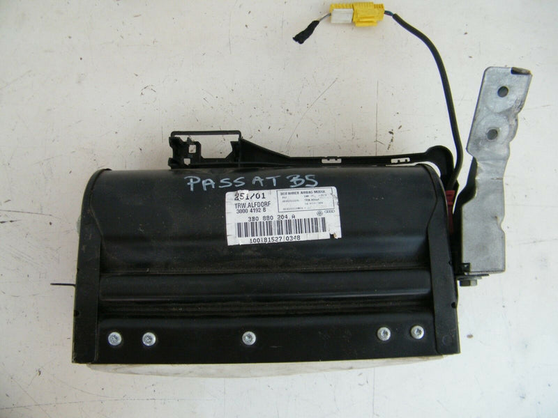 VW PASSAT B5 3B 1996-2005 FRONT PASSENGER LEFT AIRBAG DASHBOARD 3B0880204A