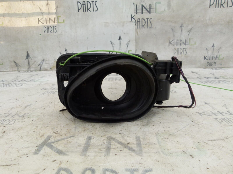 BMW F30 F31 2012-2015 FUEL TANK EXTERIOR FLAP COVER GENUINE 7238100 #