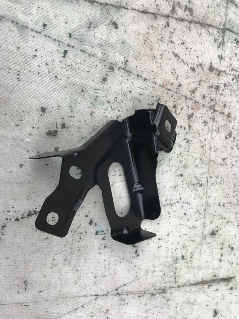 VAUXHALL ASTRA K 2015-2021 FRONT LEFT SIDE WING BRACKET 13412038