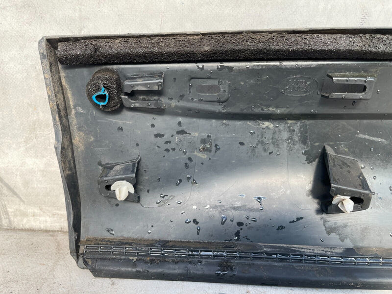 RANGE ROVER EVOQUE L538 11-18 FRONT RIGHT DOOR LOWER MOULDING BJ3221064BJ