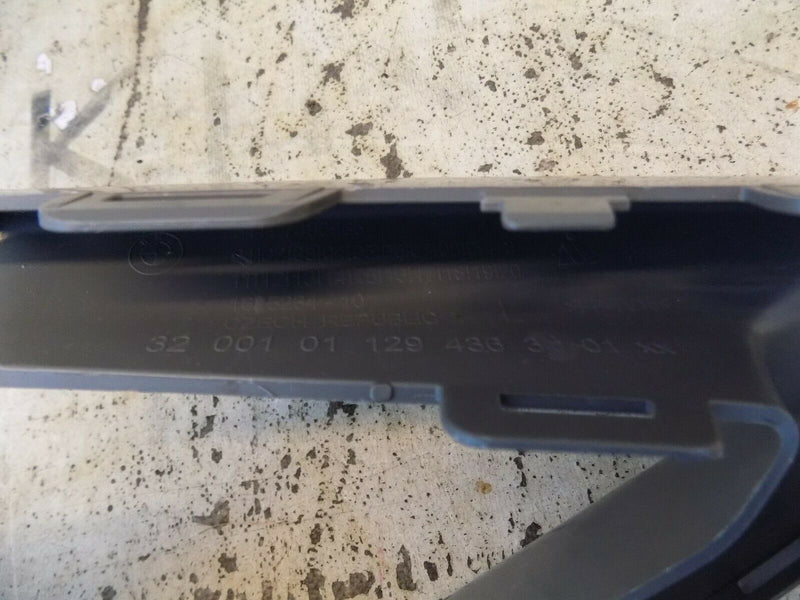 BMW 2 SERIES GRAN COUPE F44 SPORT 2020-ON FRONT RIGHT LWR BUMPER TRIM FINISHER