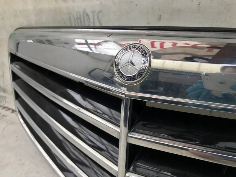 MERCEDES E CLASS W212 2009-2012 FRONT BUMPER GRILLE GENUINE A2128801083