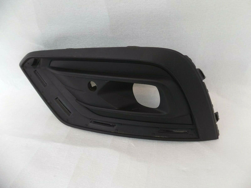 VOLVO V60 2018-ON FRONT BUMPER LEFT FOG LIGHT SURROUND TRIM 31455640 /S53-05