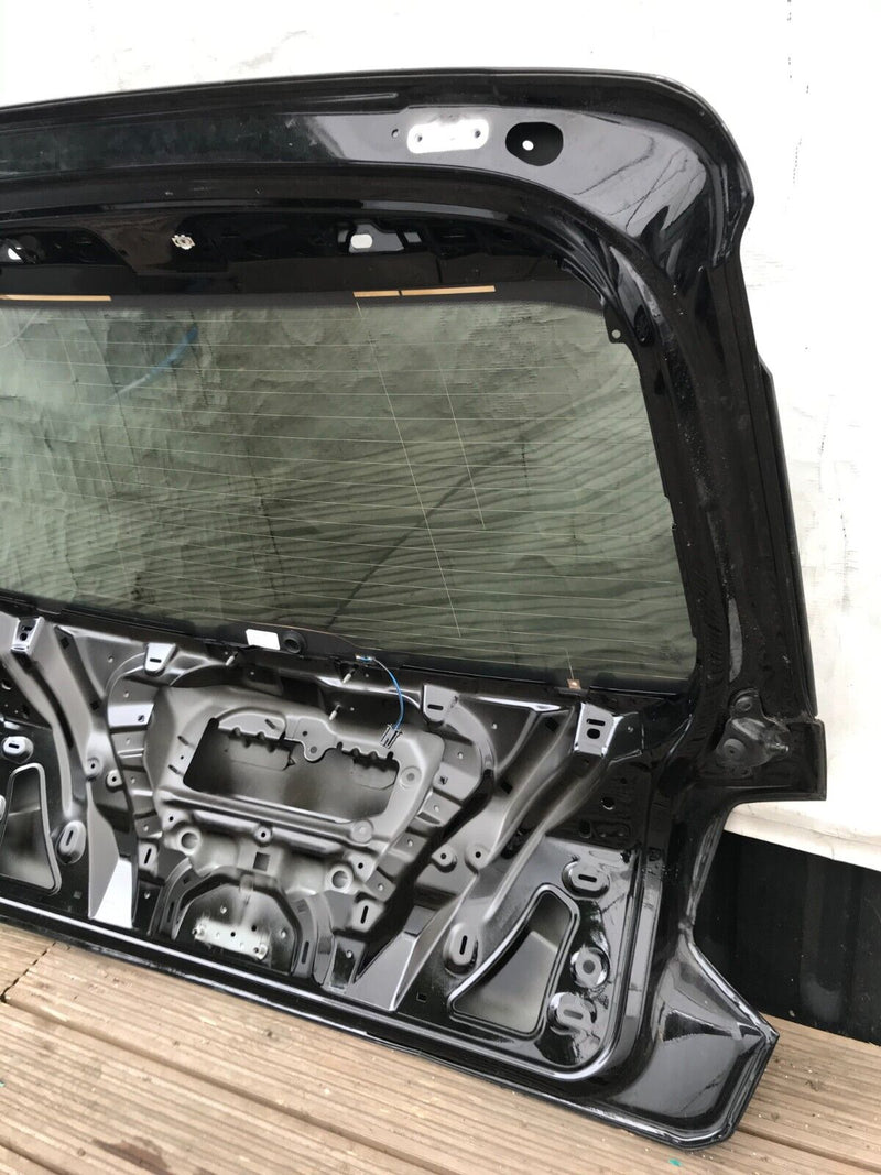 AUDI Q2 2013-2019 GENUINE BOOTLID TAILGATE PANEL in BLACK & WINDOW GLASS