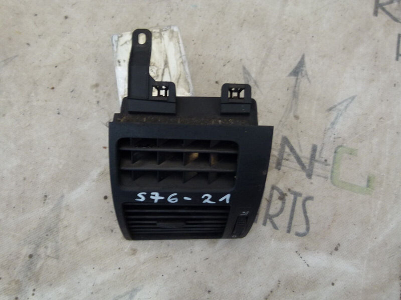 VW TOURAN LCI 2006-10 PASSENGER LEFT SIDE AIR VENT GENUINE 1T0819703