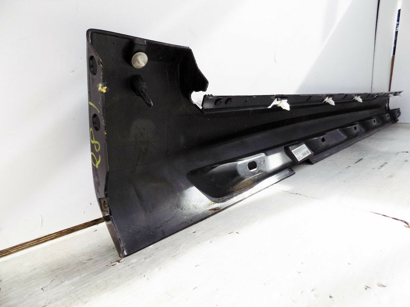 VOLVO V70 2007- GENUINE SIDE SKIRT SILL COVER RIGHT DRIVER SIDE O/S (281)