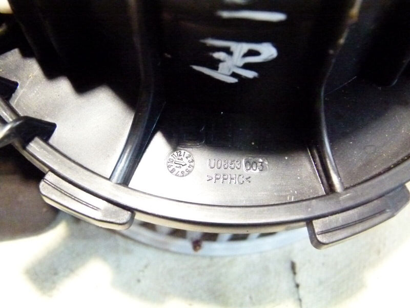 AUDI A4 HEATER BLOWER FAN MOTOR GENUINE U0854003