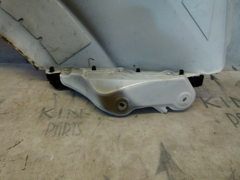 NISSAN e-NV200 2013-ON FRONT FENDER WING PANEL LEFT SIDE IN RED STICKER