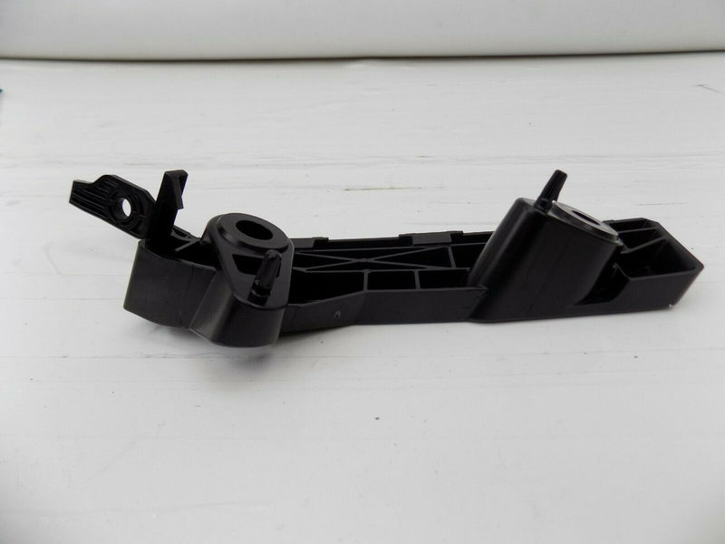 MAZDA 3 BM 2016-2018 LEFT FRONT BUMPER MOUNT BRACKET GUIDE B63B-500U1 /S21-29