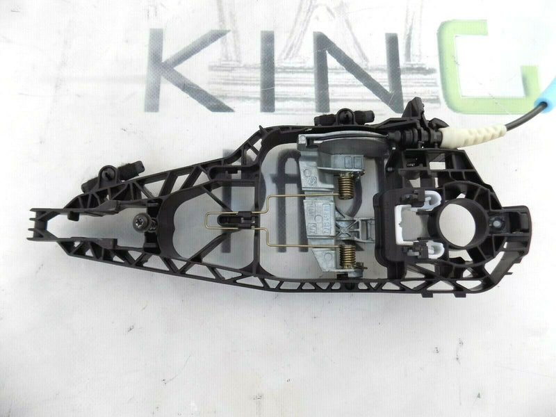 MINI CLUBMAN F54 2015-ON FRONT RIGHT DOOR LOCK ACTUATOR HANDLE BRACKET 7296458