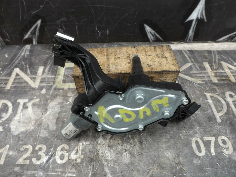 Vauxhall Adam, Corsa E Rear Window Wiper Motor 13443959