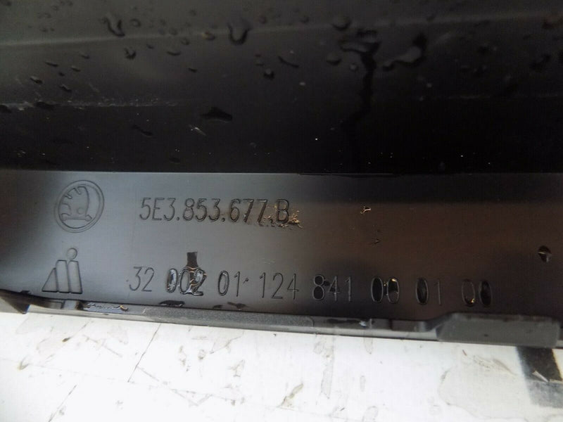 SKODA OCTAVIA RS iV 2019-ON FRONT BUMPER LOWER CENTRE GRILL 5E3853677B