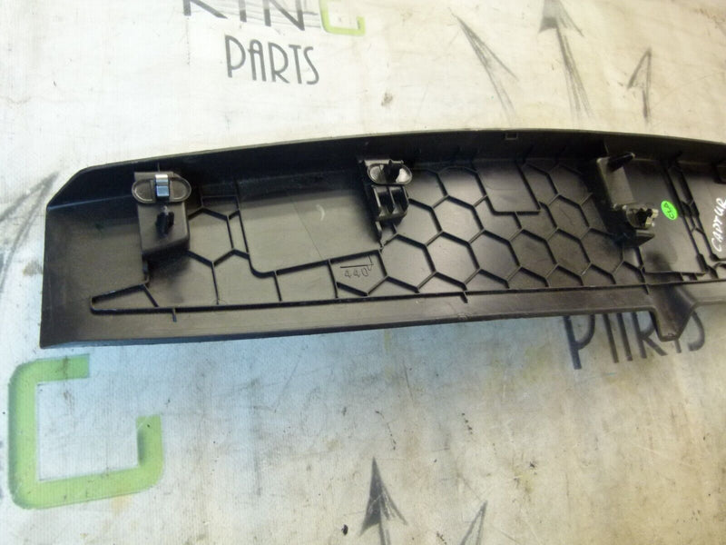 RENAULT CAPTUR 2020-ON TAILGATE COVER MOLDING TRIM 909043138R