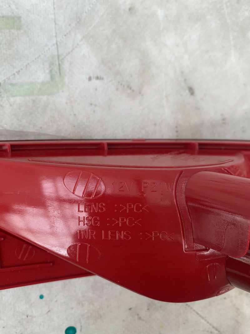HYUNDAI TUCSON II 2015-2019 REAR LEFT PASSANGER FOG LIGHT GENUINE 92405-D3100
