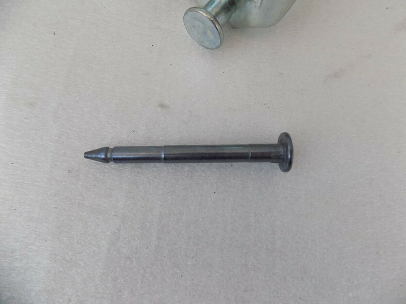 CITROEN C4 CACTUS DOOR HINGE LOWER LEFT FRONT OR RIGHT 1608322580 /S40-35/30-14