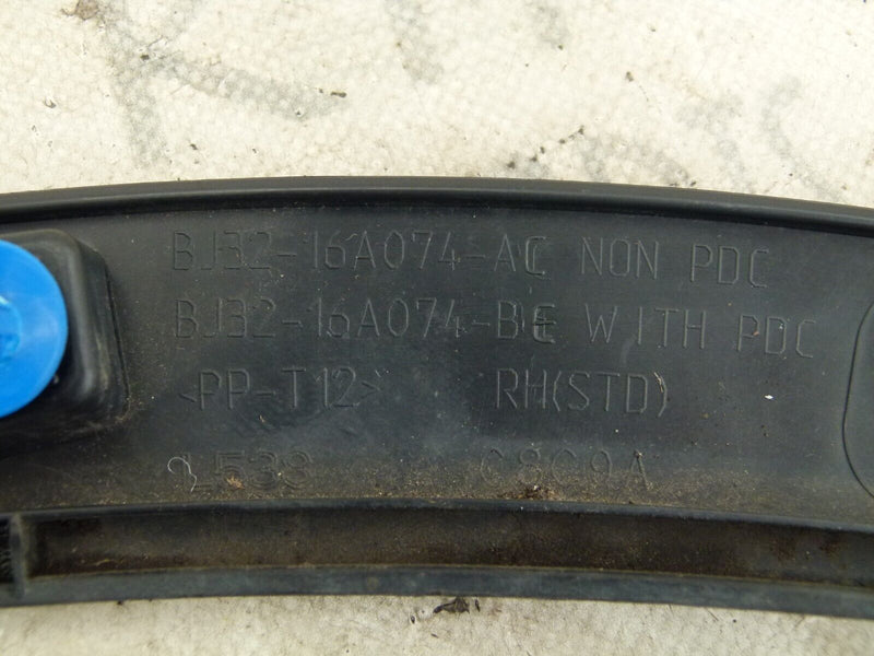 RANGE ROVER EVOQUE L538 2012-18 FRONT RIGHT WHEEL ARCH TRIM BJ3216A074