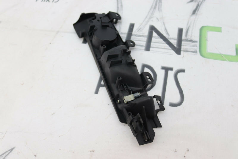 AUDI A3 (8P) MK2 2003-2012 LEFT SIDE REAR INNER DOOR HANDLE + TWEETER 8P4839019