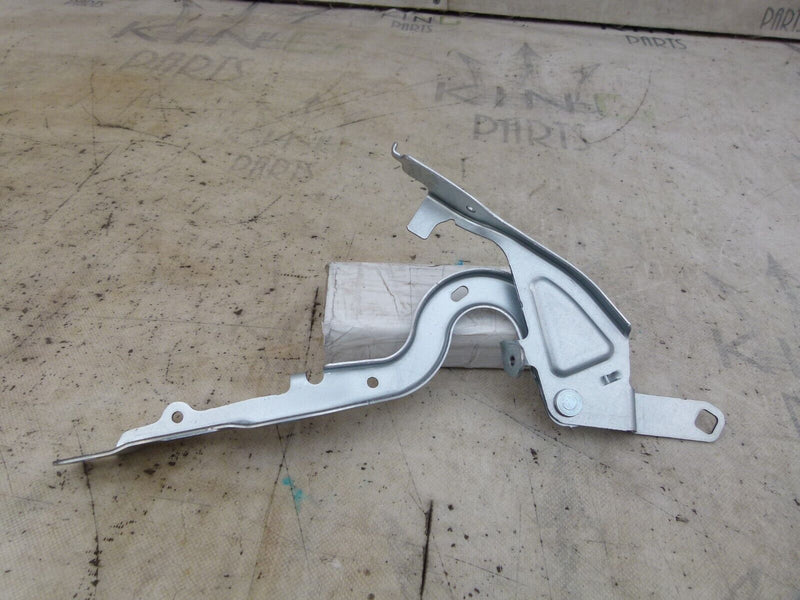 PEUGEOT 208 MK2 2019-ON BONNET LEFT SIDE HINGE GENUINE 9823211680