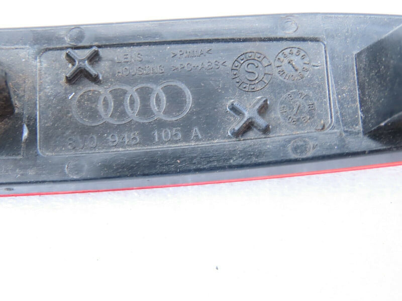 AUDI A3 S3 RS3 2016-ON HATCHBACK REAR BUMPER REFLECTOR LEFT 8V0945105A /S10-52