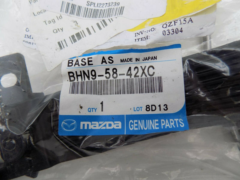 MAZDA 3 2013-2016 BM FRONT DOOR HANDLE BRACKET *NEW* BHN9-5842XC /S46-12