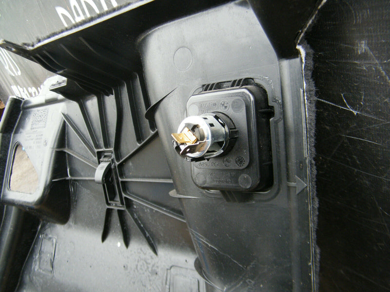 BMW 3 Series E91 2009-2011 CARPET TRIM PANEL TOURING ESTATE BOOT RIGHT SIDE O/S