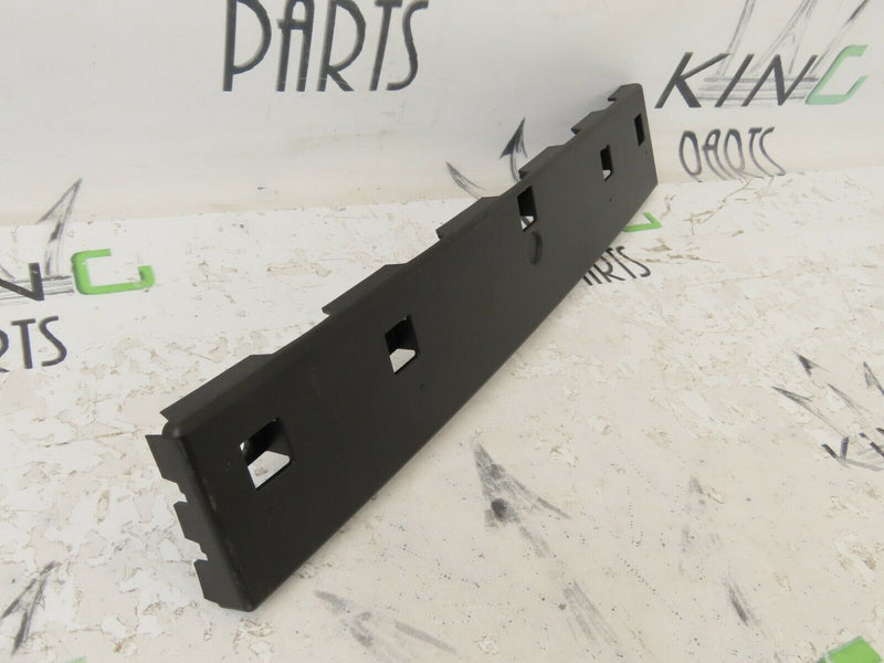 HYUNDAI i30 2018-ON FRONT BUMPER NUMBER PLATE HOLDER LONG *NEW* 86519-G4000