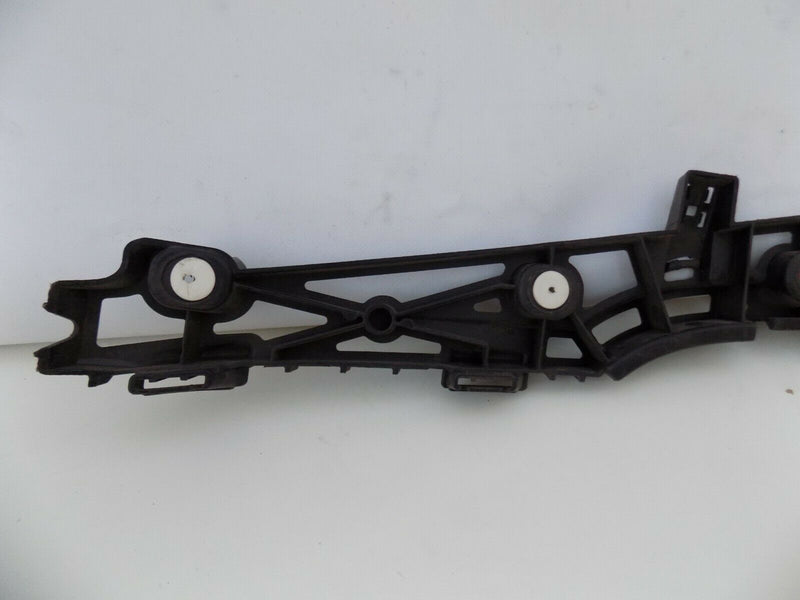 VAUXHALL INSIGNIA 2009-2017 REAR BUMPER LEFT SIDE BRACKET GUIDE 13238835 /B06-30