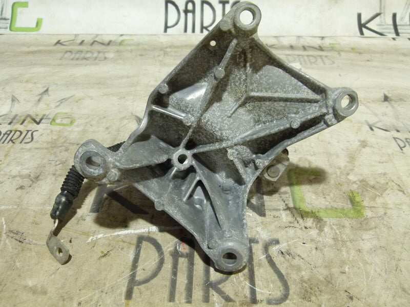AUDI S4 S5 A4 A5 B9 8W GENUINE ENGINE MOUNT BRACKET RIGHT SIDE 8W0199308L