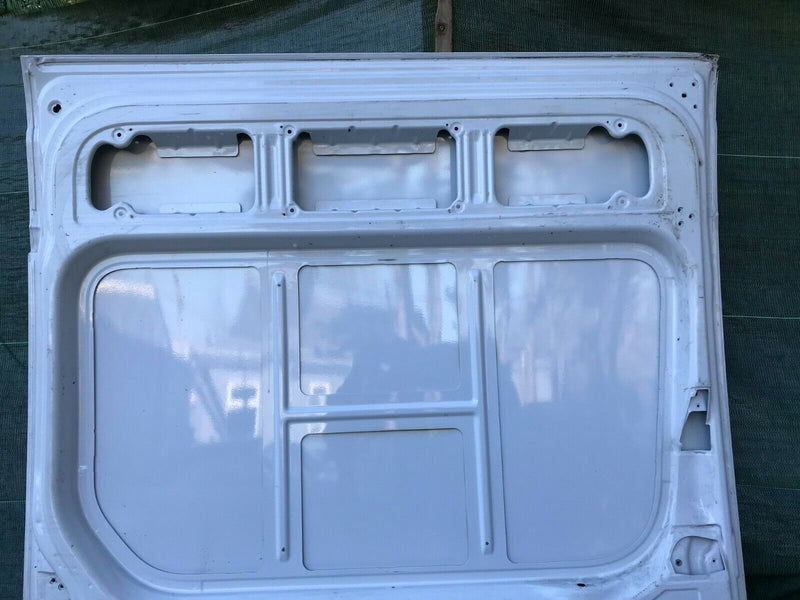 MERCEDES SPRINTER, VW CRAFTER 906 2006-2017 LEFT SIDE SLIDING DOOR PANEL