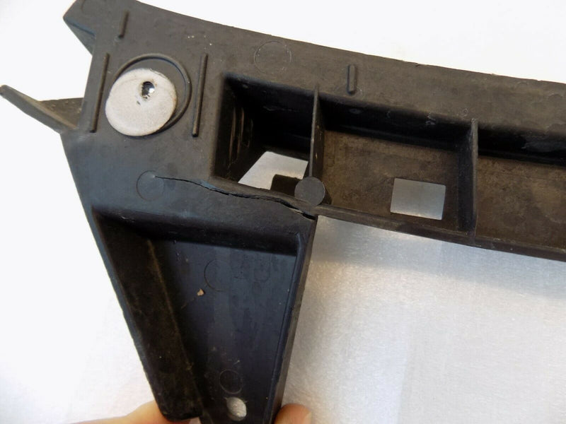 VAUXHALL CORSA D E 2006-2019 REAR BUMPER GUIDE SUPPORT BRACKET 13179908 /B03-79