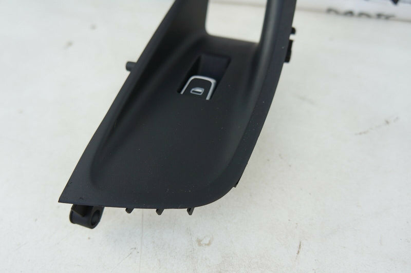 AUDI A6 (C7/4G) 2012-ON FRONT LEFT DOOR HANDLE WITH WINDOW SWITCH 4G0867171