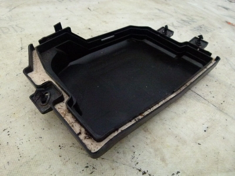 RENAULT CAPTUR MK2 2019-ON FUSE BOX TOP CAP COVER GENUINE 284B87246R