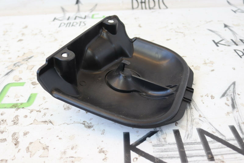 MINI ONE/ S/ COOPER F55/5657 2014-ON A/C AIR DUCT UPPER SECTION 9302951