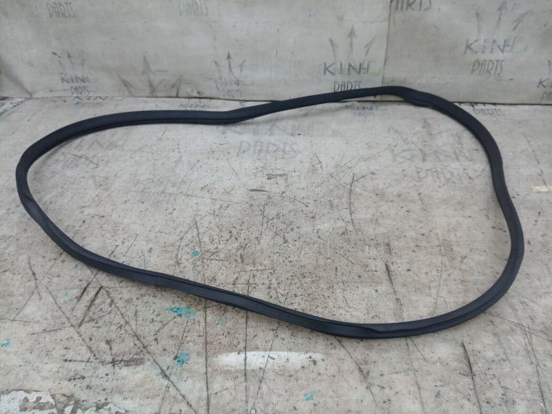 MERCEDES C CLASS W205 2016-21 FRONT DOOR RIGHT SIDE RUBBER SEAL A2056970051 #