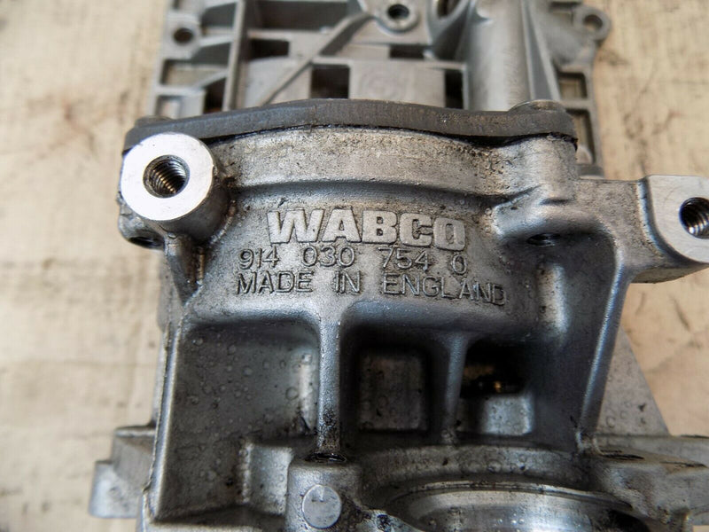 BMW 5 SERIES F10 F11 DIESEL OIL PUMP GENUINE 7798014 N4 /// 9140307540