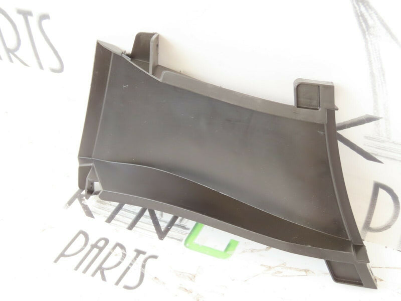 HYUNDAI i30 2018-ON FASTBACK AIR DUC CURTAIN GUIDE RIGHT *NEW* 86568-G4AA0