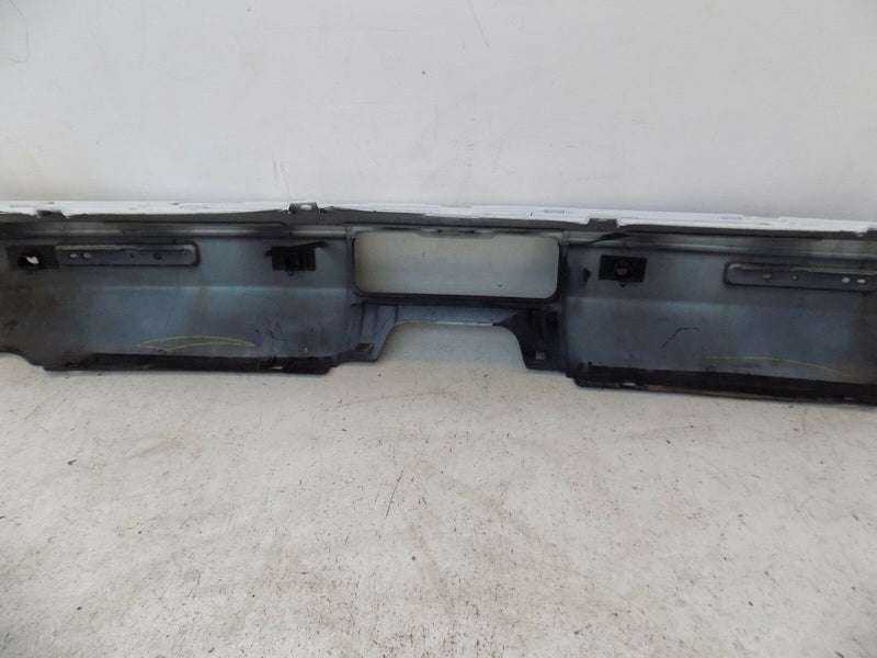 LAND ROVER DISCOVERY 4 (L319) SE 2009-2015 WHITE REAR BUMPER GENUINE PDC